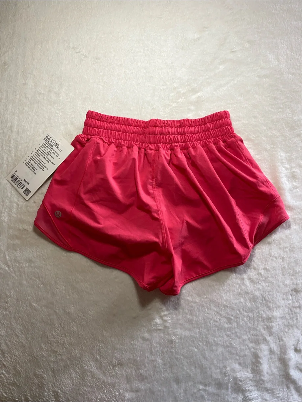 Lululemon Hotty Hot High-Rise Short 2.5